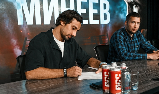 Камил Гаджиев и Николай Клименко подписали соглашение на проведение серии поединков между Штырковым и Минеевым